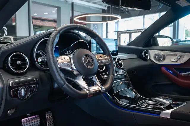Mercedes-Benz C-Class view 15