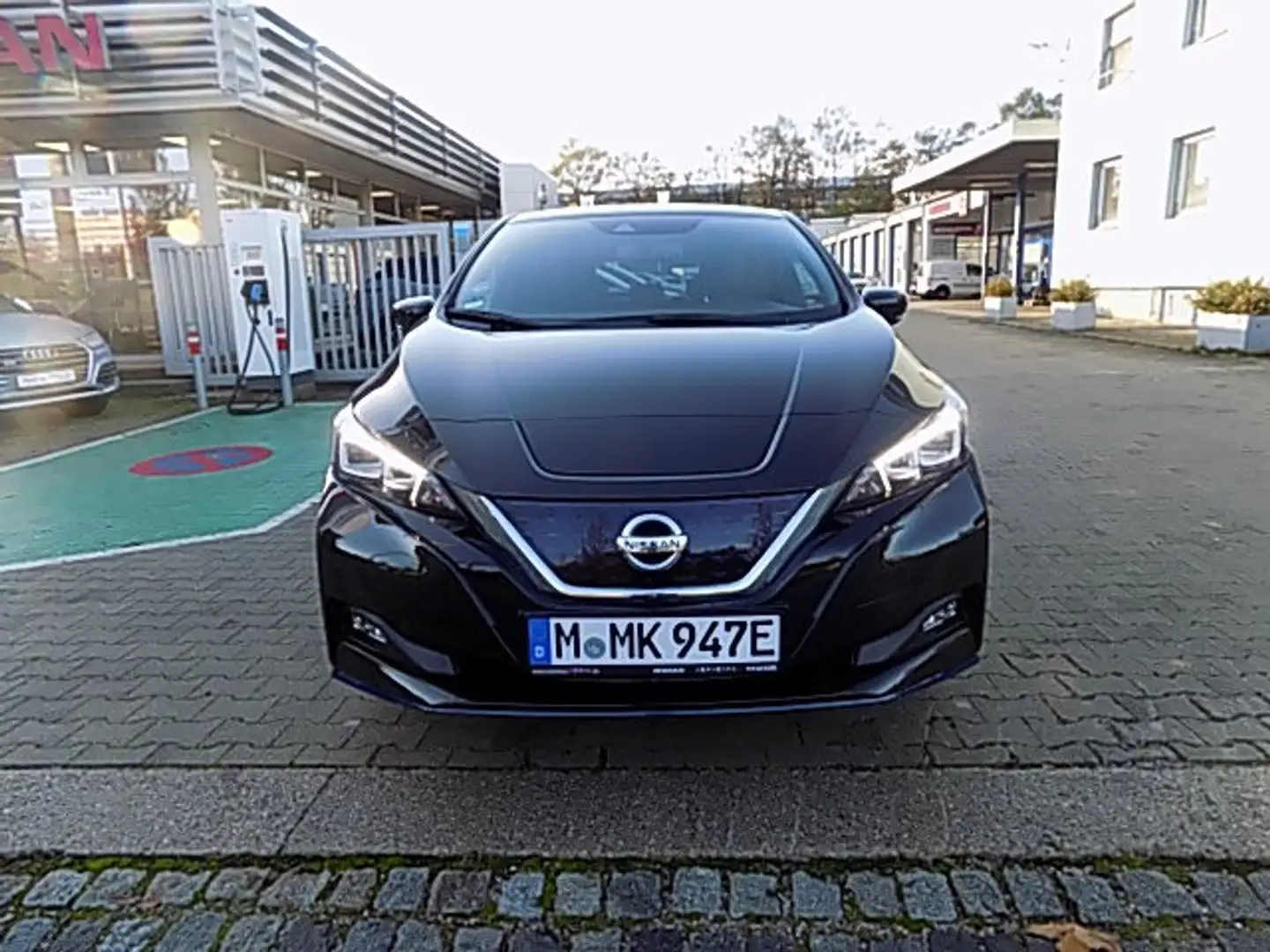 Nissan Leaf Tekna 62kWh 218PS MY20 8fach Bose LED Klima Navi Schwarz - 2