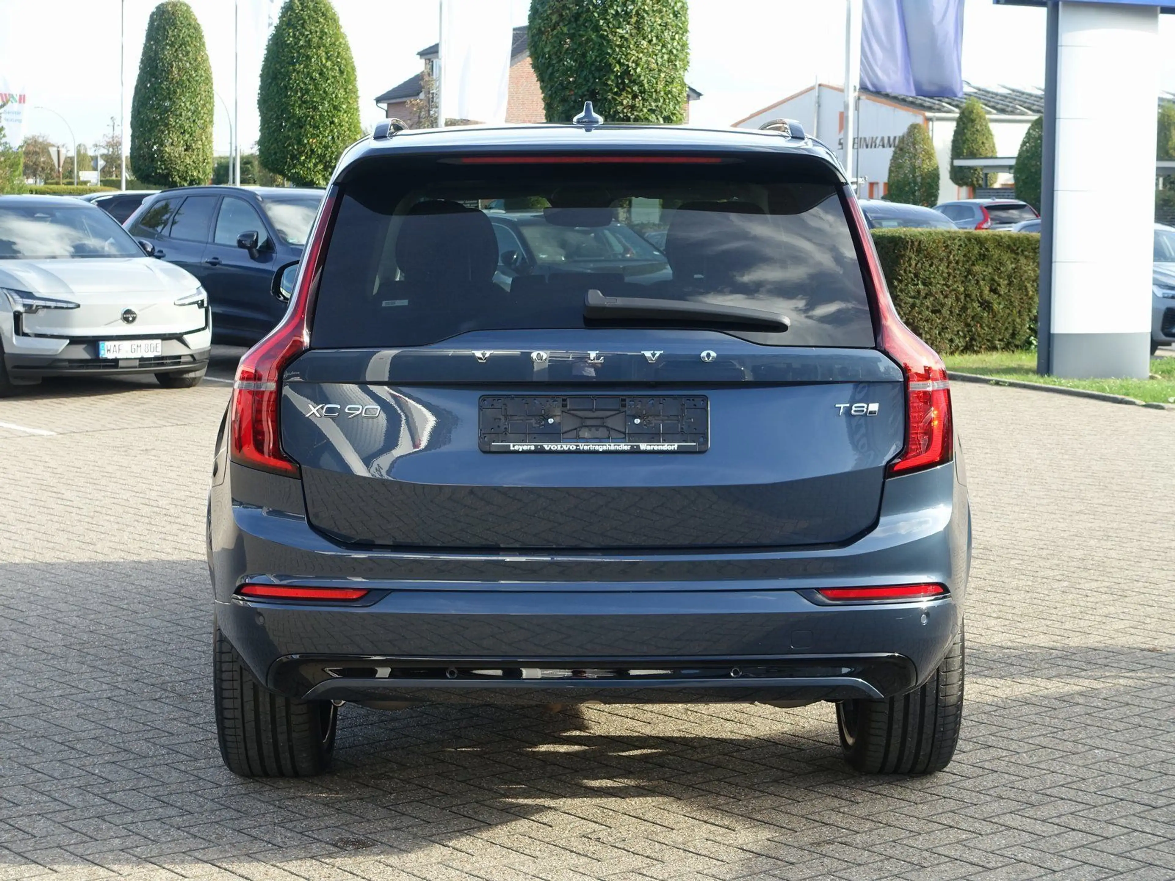 Volvo XC90 Ultra T8 AWD Plug-in Hybrid/B&W/HUD/Pano — photo 5