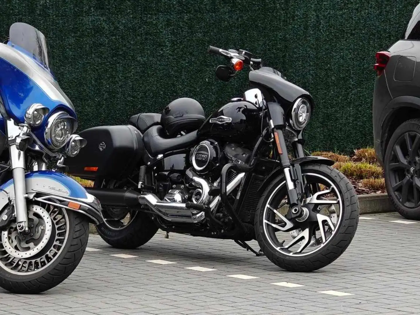 Harley-Davidson Sport Glide Negru - 2