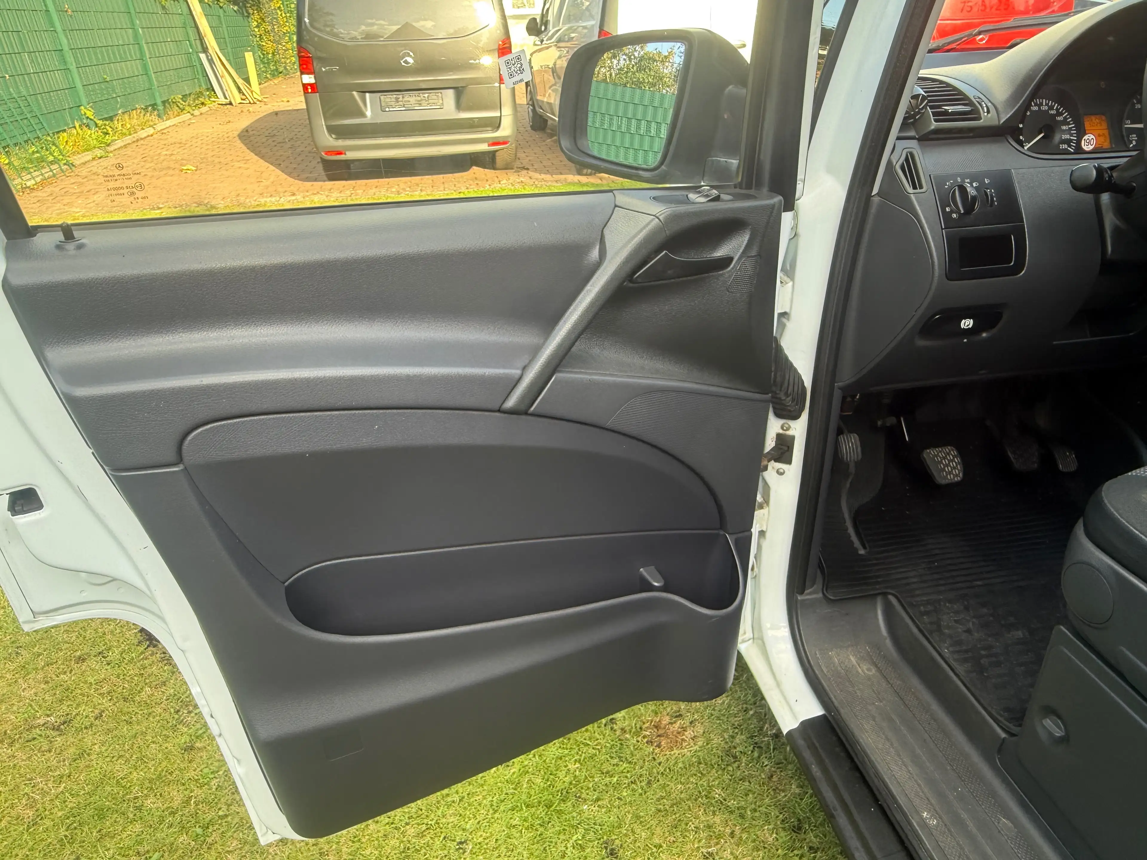 Mercedes-Benz Vito Vito 113 CDI Lang — photo 9