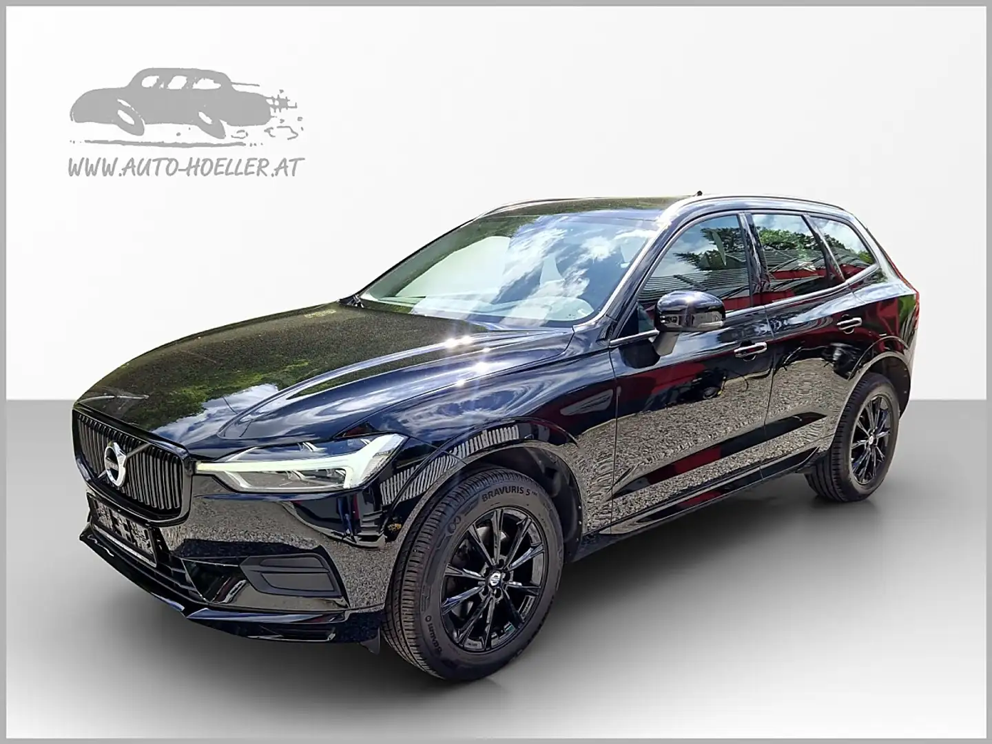 Volvo XC60 D4 Momentum AWD Schwarz - 2