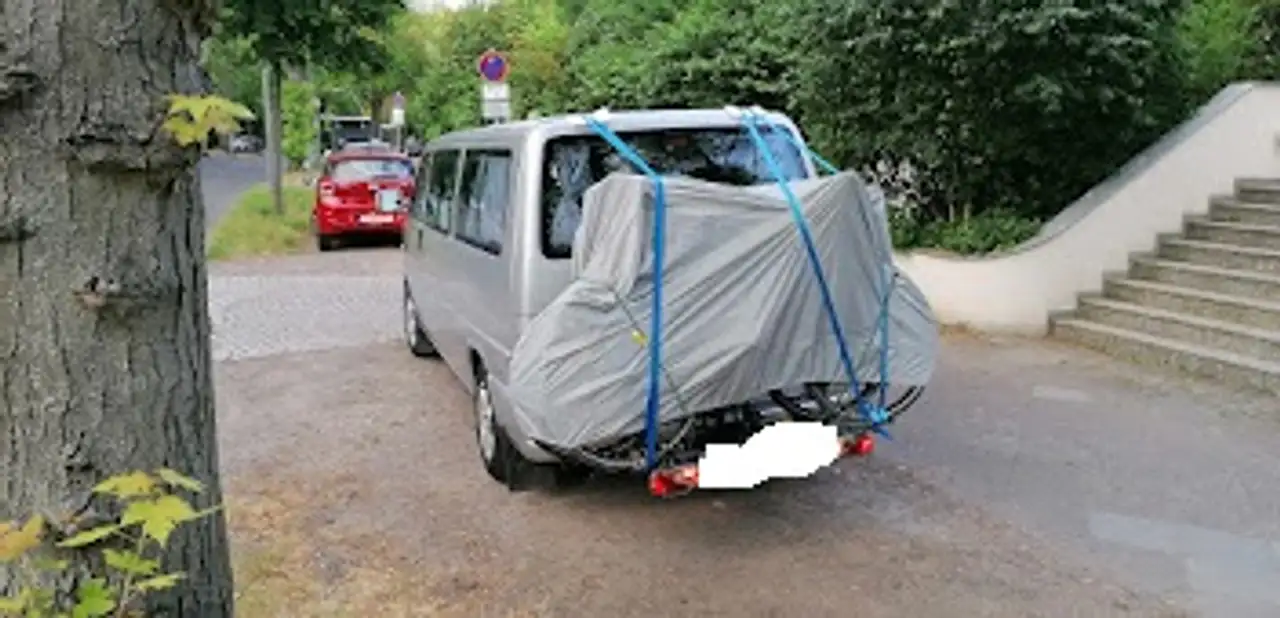 Volkswagen T4 2.5 TDI Caravelle LR Camper, TÜV neu (09/2028), Motor 390.000km, foto 4