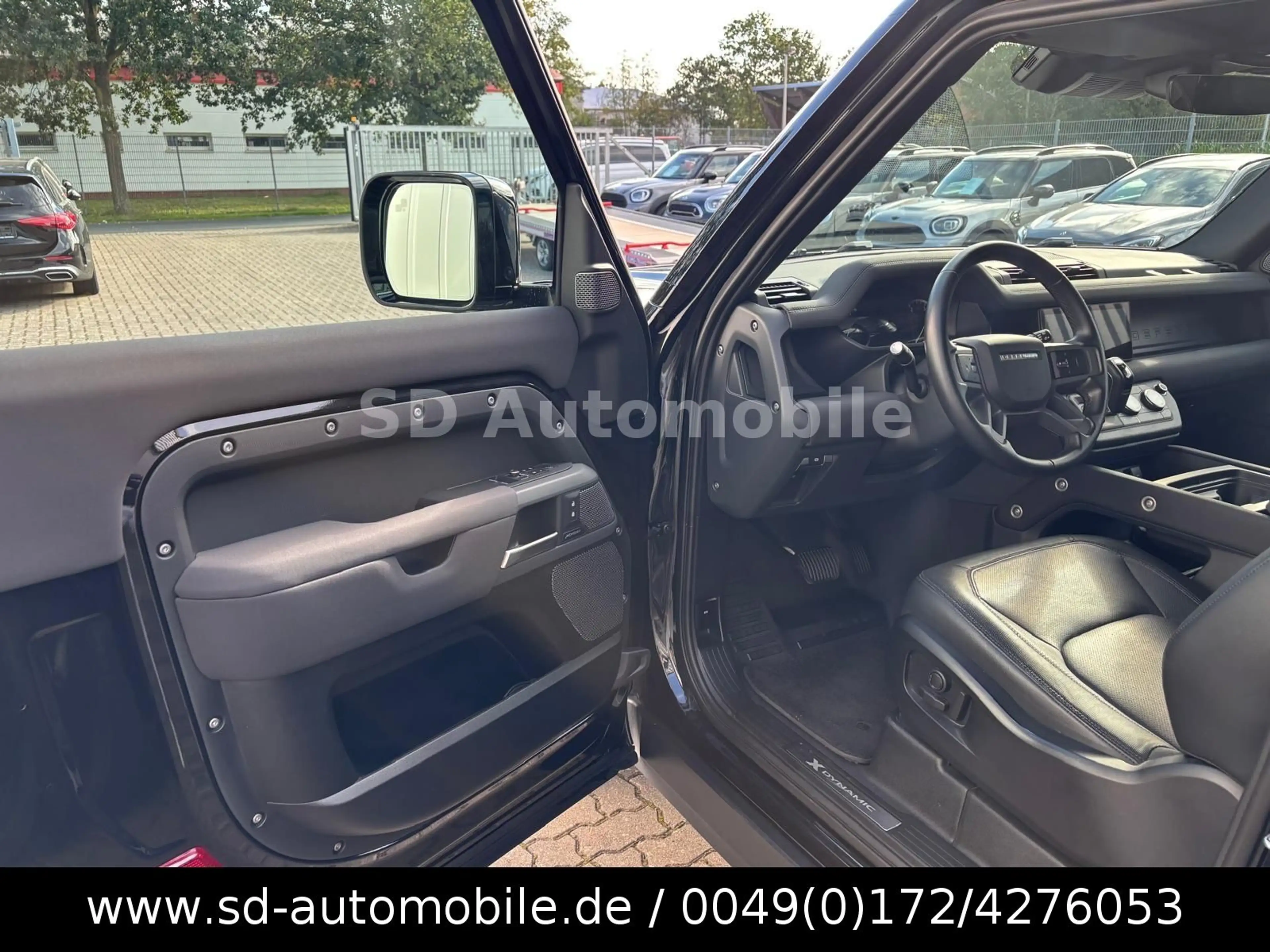 Land Rover Defender 90 X-Dynamic D250 3,0d SE BLACK-DESIGN — photo 17
