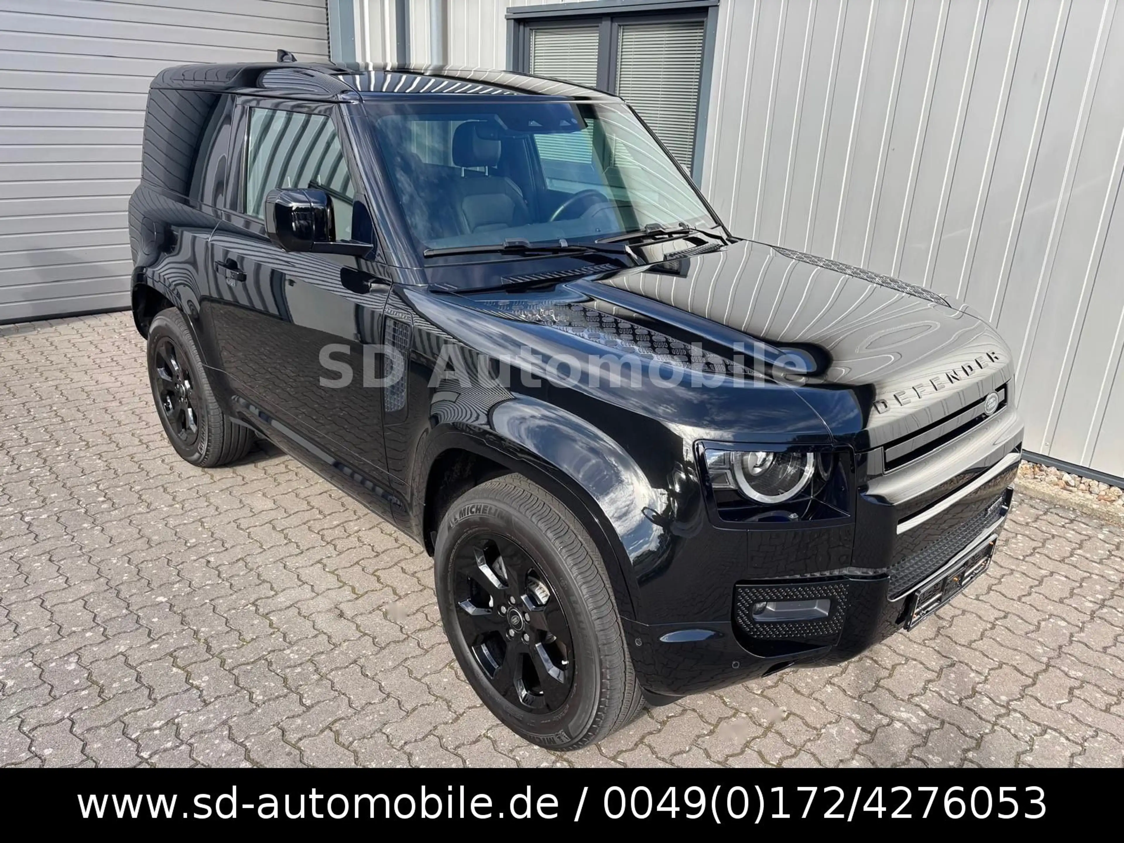 Land Rover Defender 90 X-Dynamic D250 3,0d SE BLACK-DESIGN — photo 4