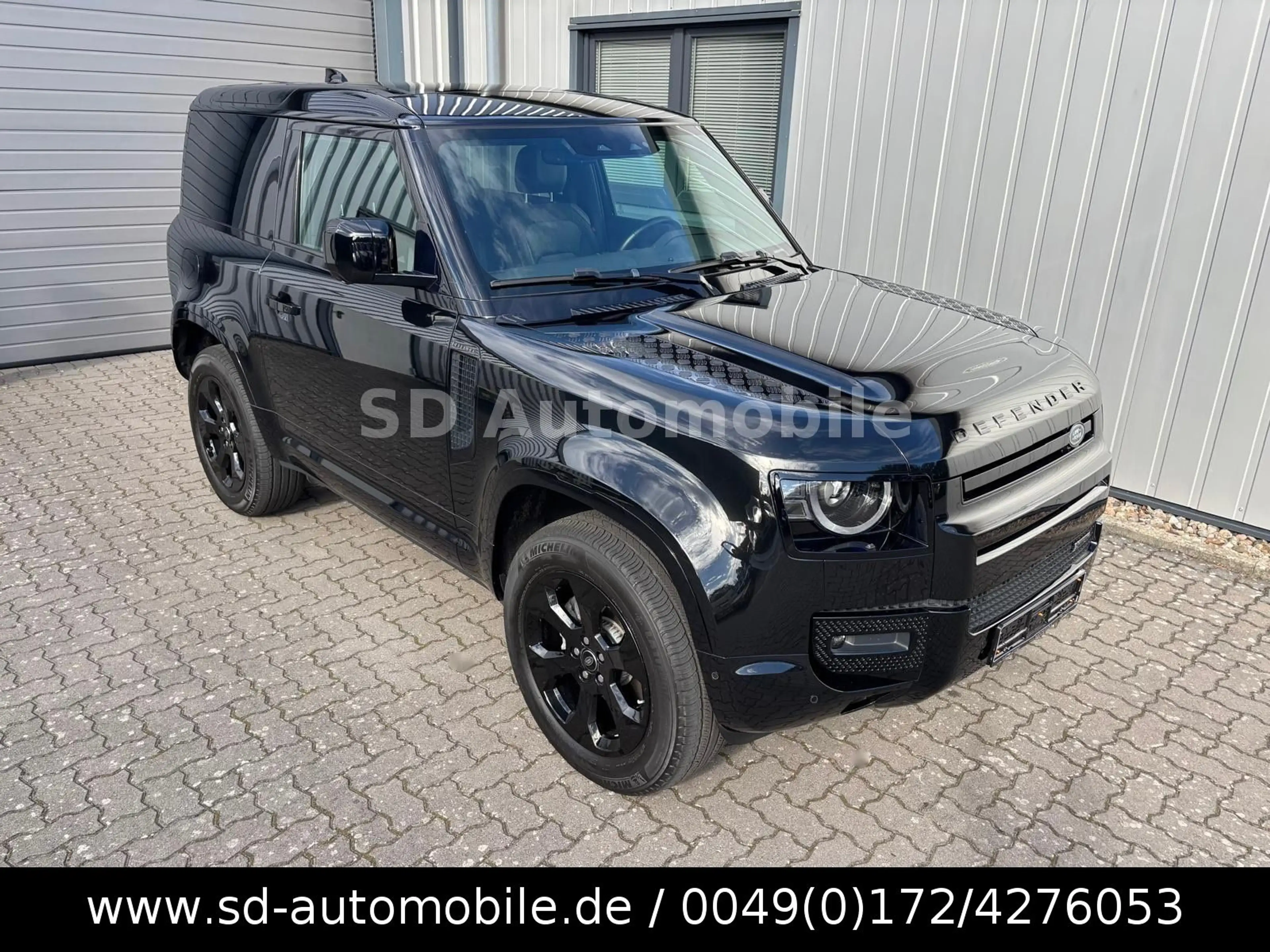 Land Rover Defender 90 X-Dynamic D250 3,0d SE BLACK-DESIGN