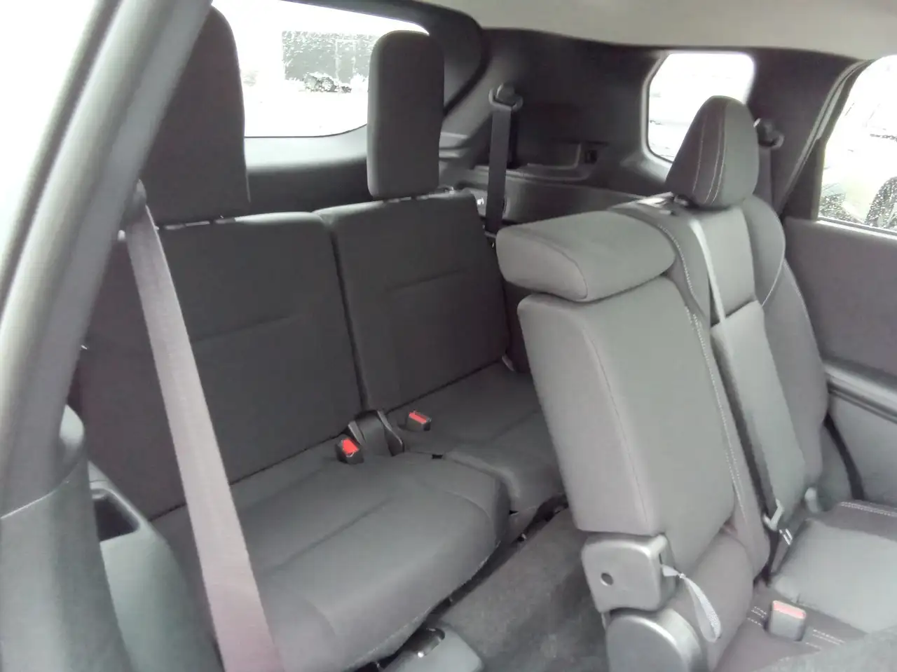 Mitsubishi Outlander снимка Mitsubishi Outlander