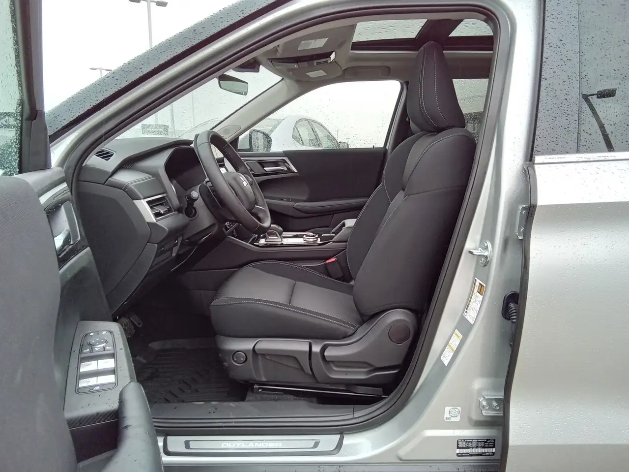 Mitsubishi Outlander снимка Mitsubishi Outlander