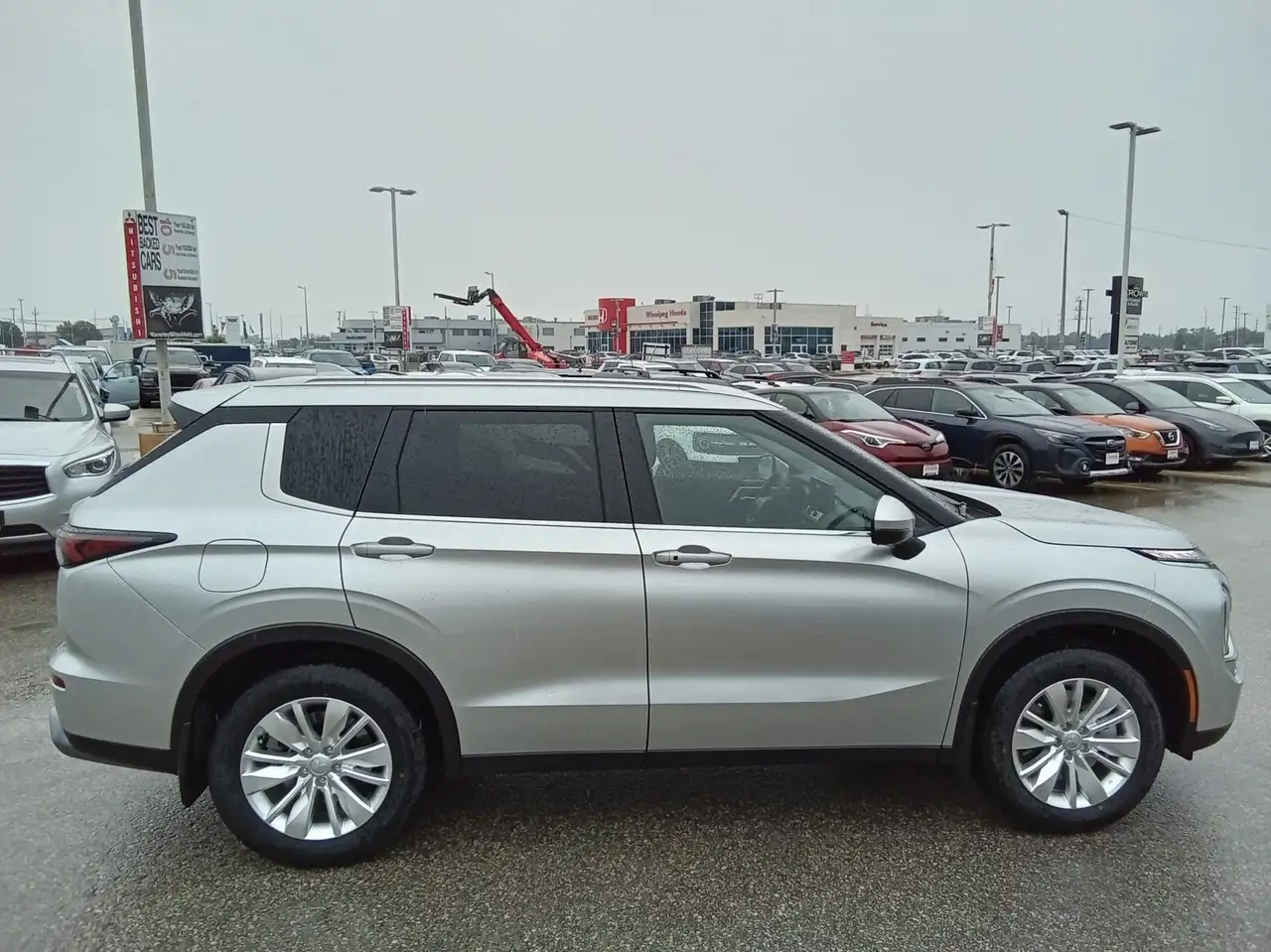 Mitsubishi Outlander снимка Mitsubishi Outlander