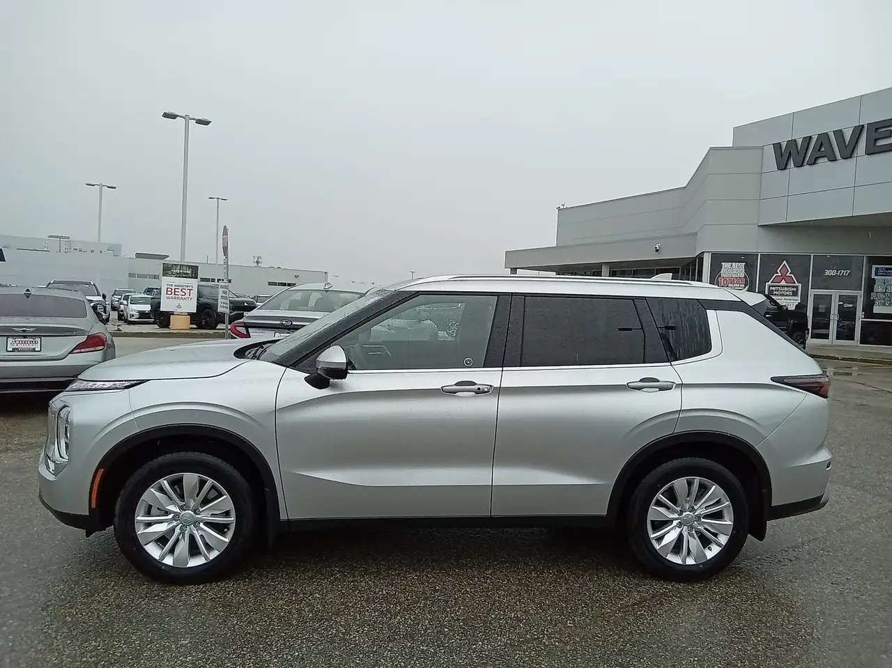 Mitsubishi Outlander снимка Mitsubishi Outlander