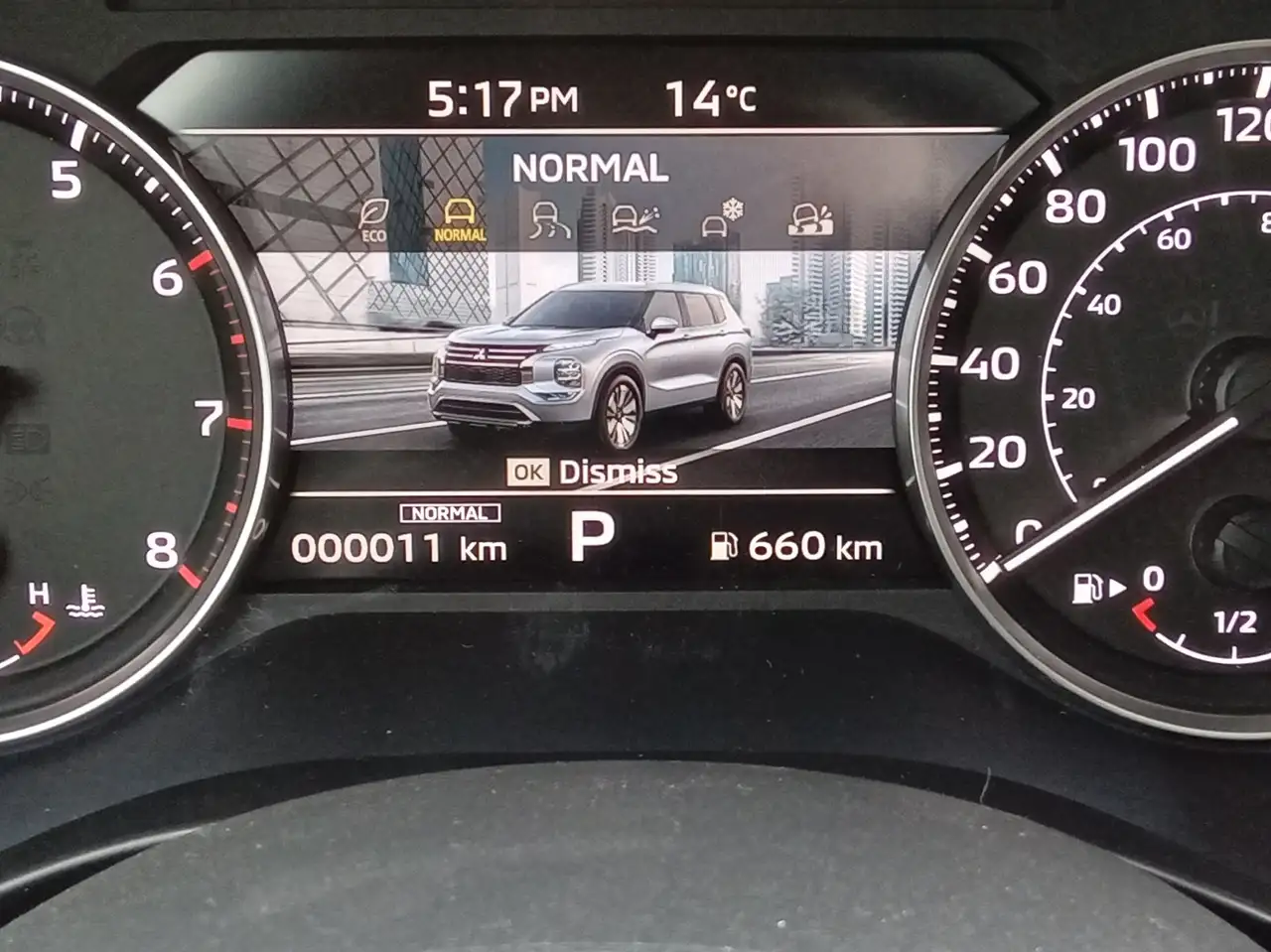 Mitsubishi Outlander снимка Mitsubishi Outlander