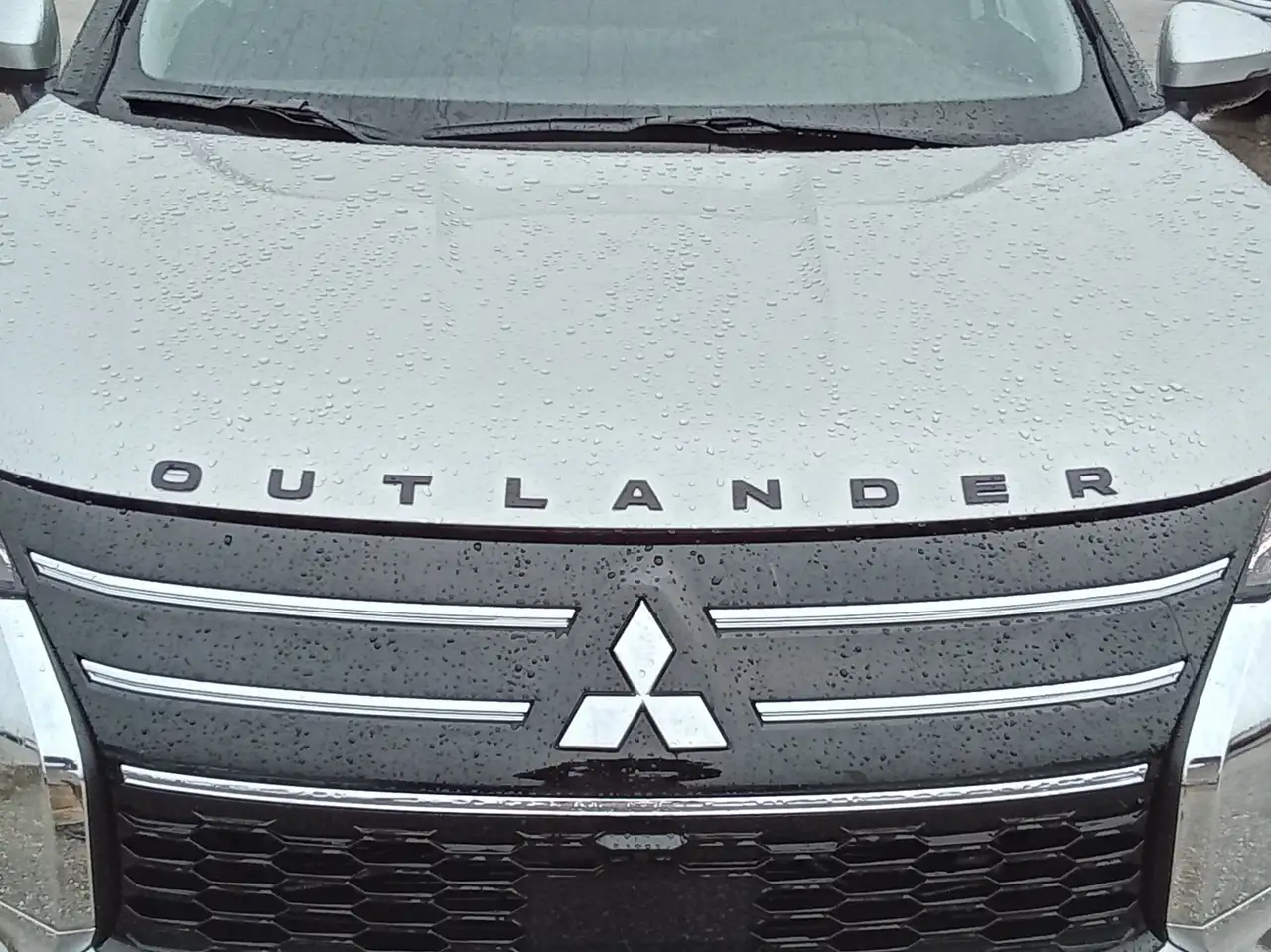 Mitsubishi Outlander снимка Mitsubishi Outlander