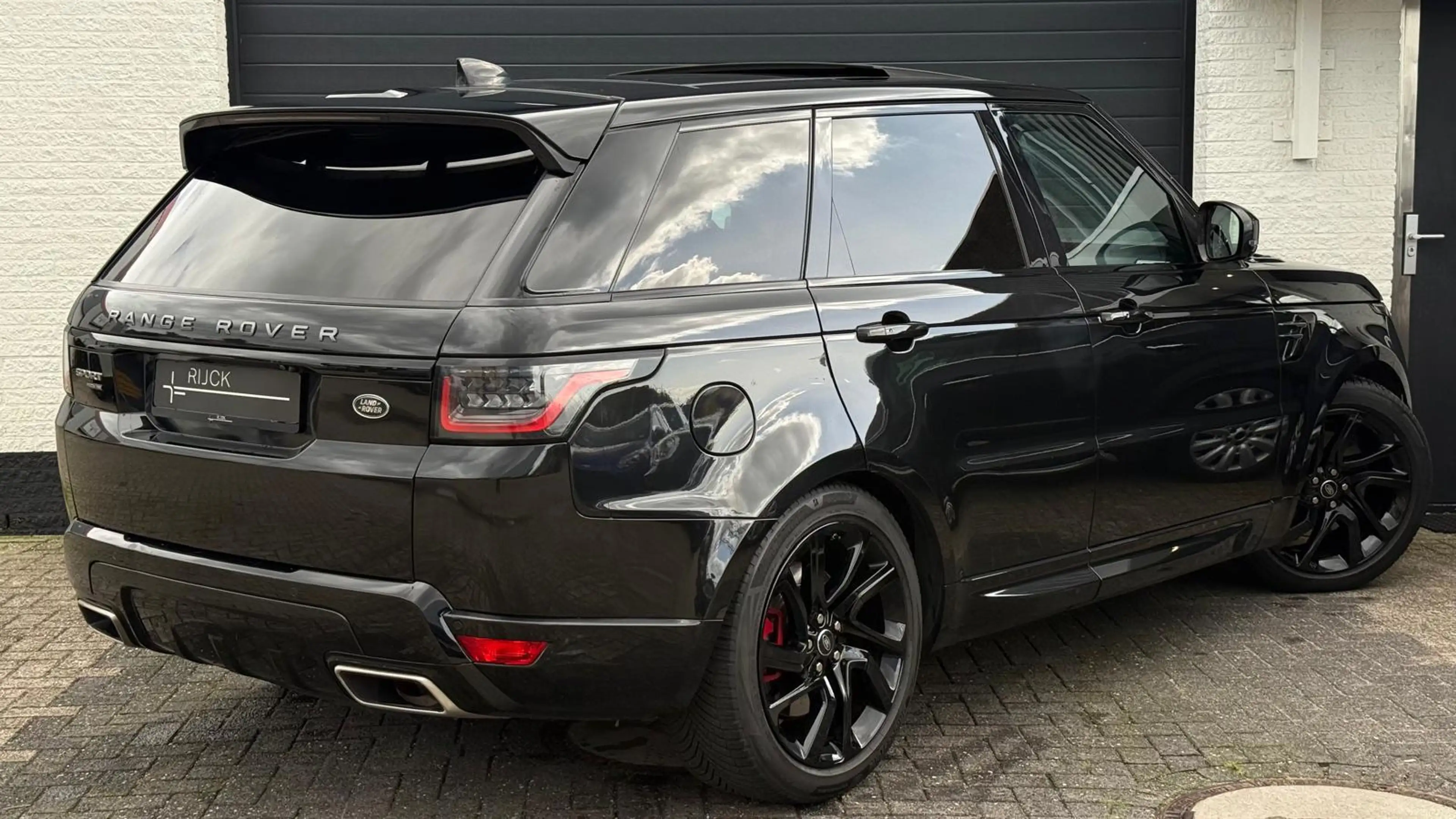 Land Rover Range Rover Sport P400e HSE Dynamic | Pano | Meridian | Memory | Car — photo 2