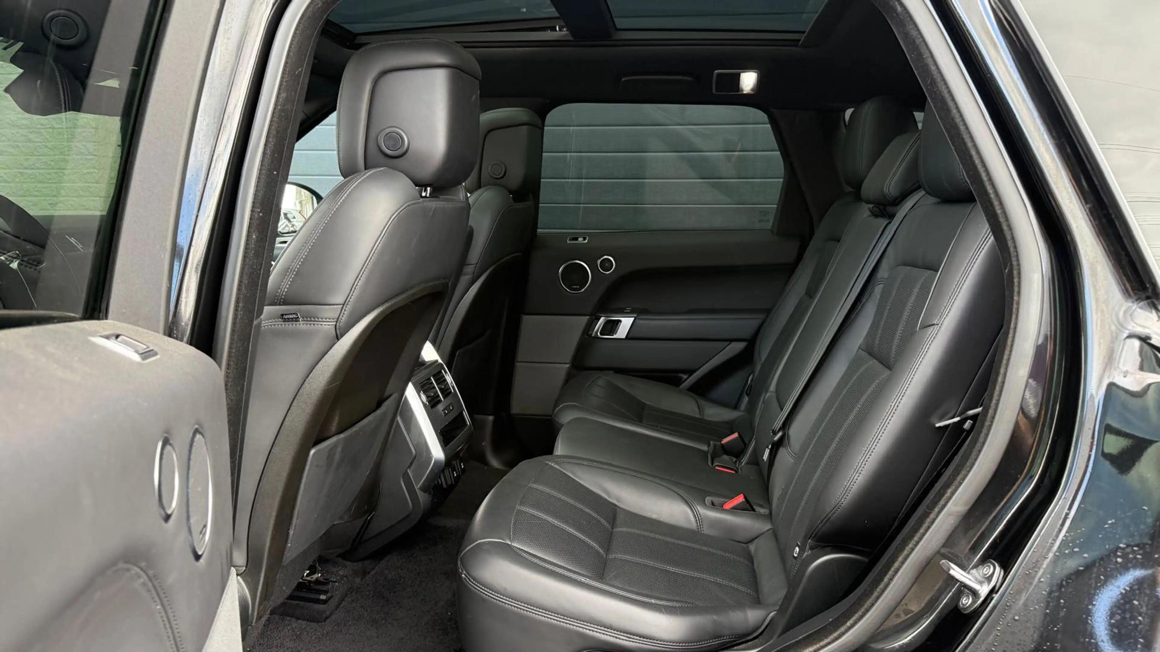 Land Rover Range Rover Sport P400e HSE Dynamic | Pano | Meridian | Memory | Car — photo 13