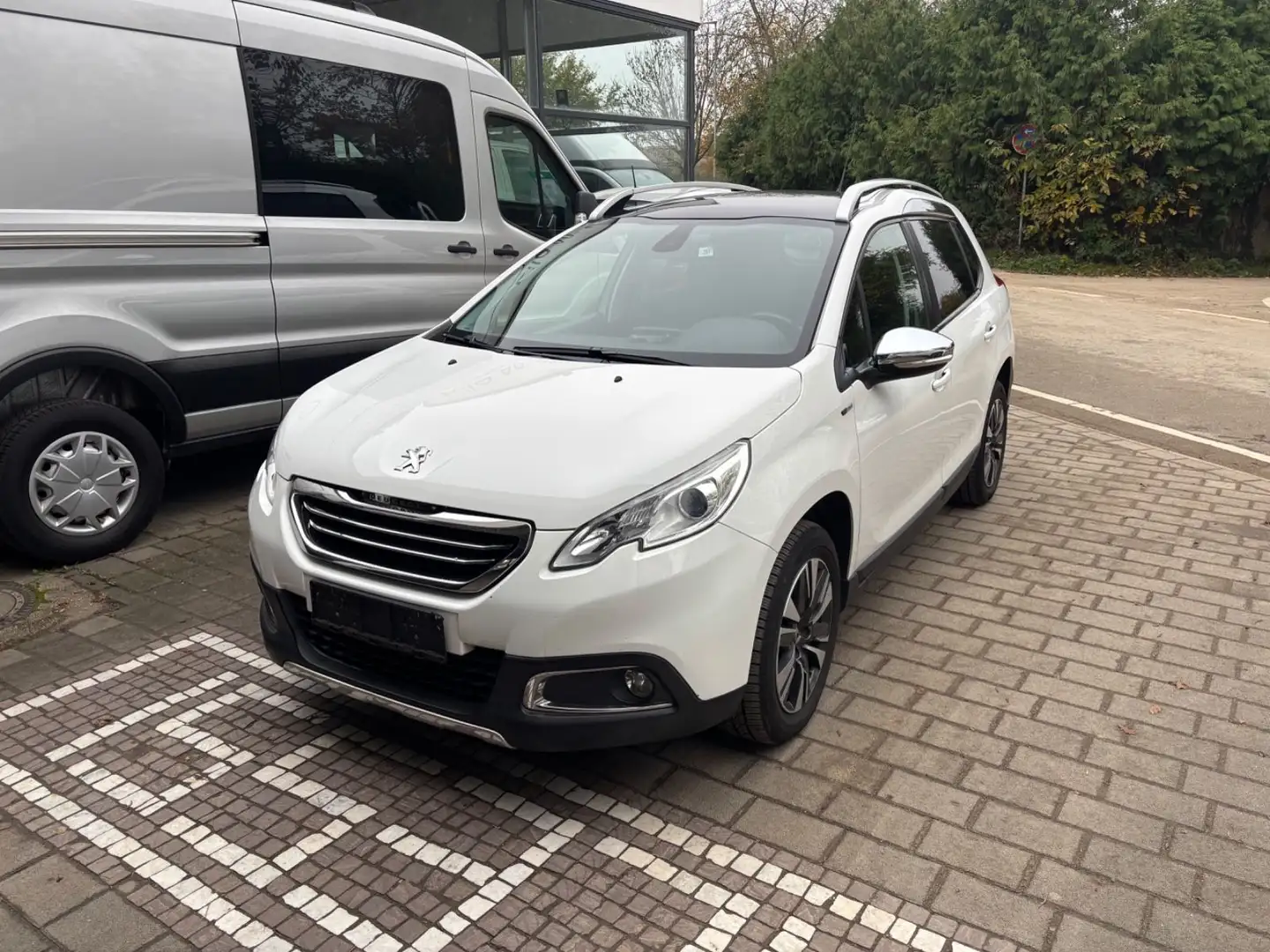 Peugeot 2008 Style Weiß - 2