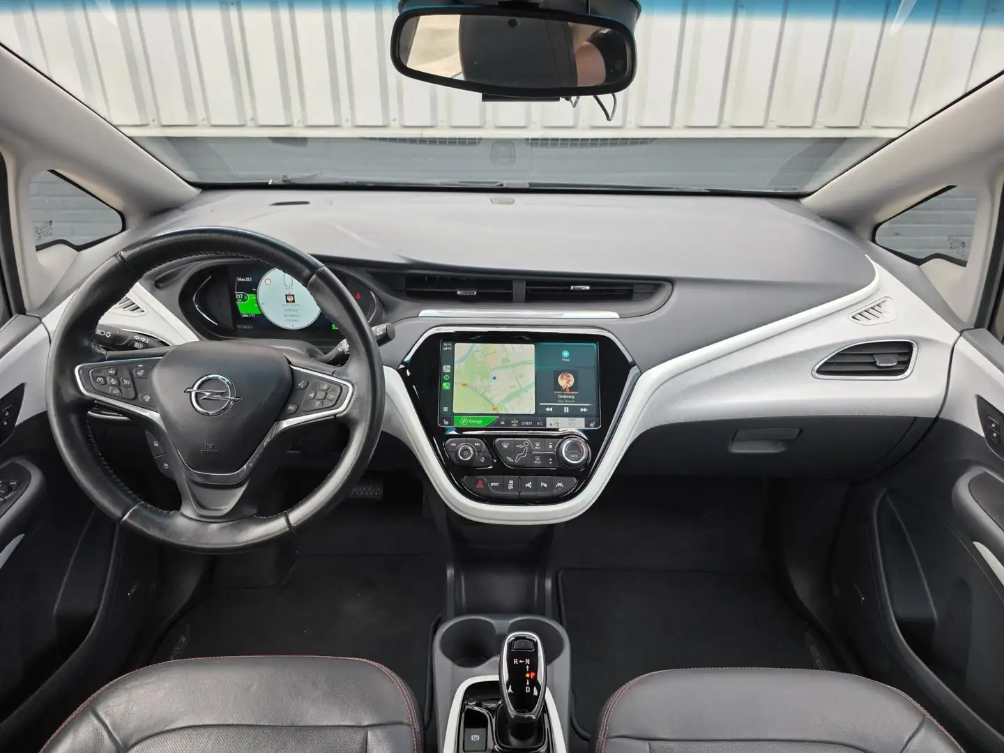 Opel Ampera-E Business executive 60 kWh | VAN 2e EIGENAAR | Gris - 2