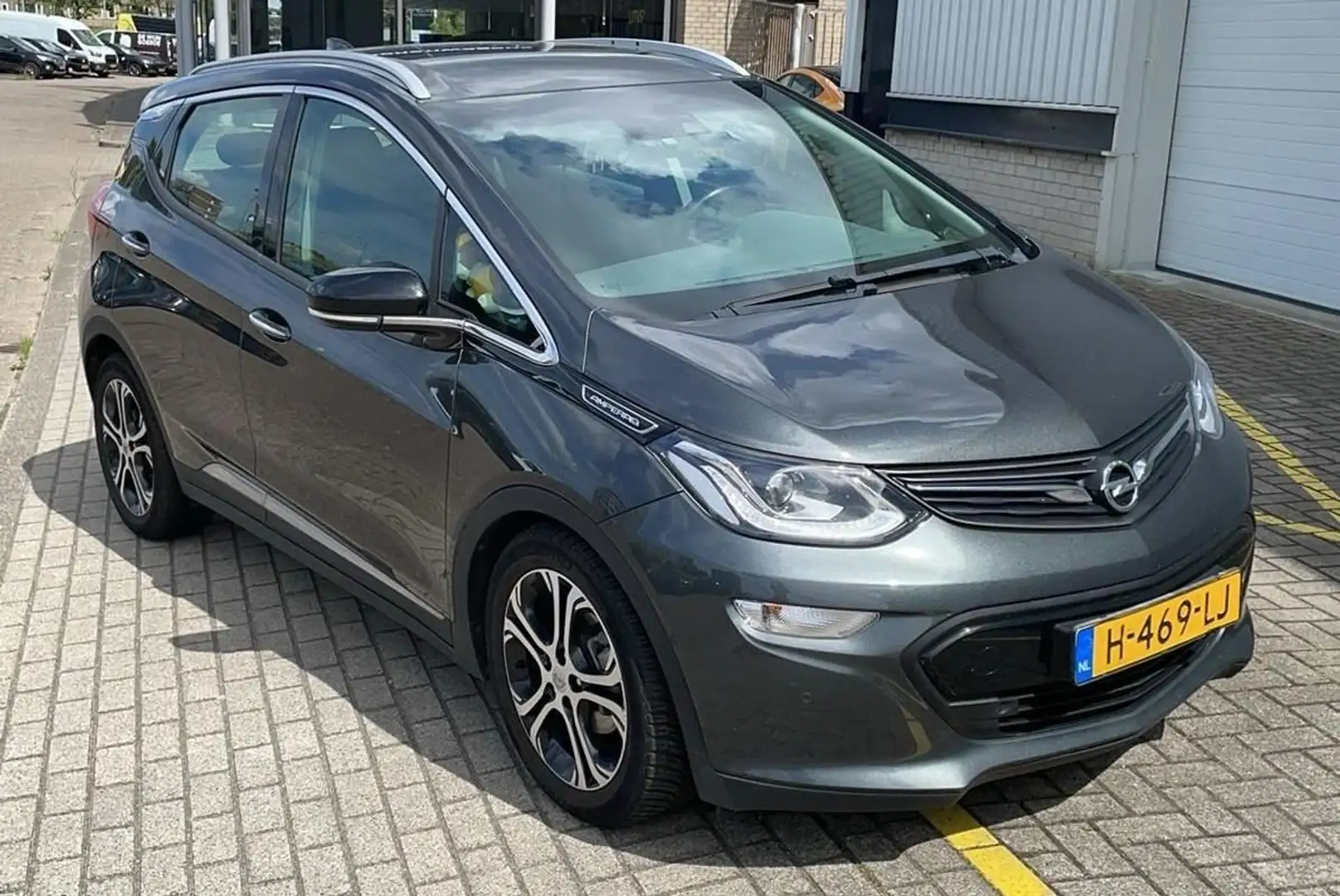 Opel Ampera-E Business executive 60 kWh | VAN 2e EIGENAAR | Gri - 2