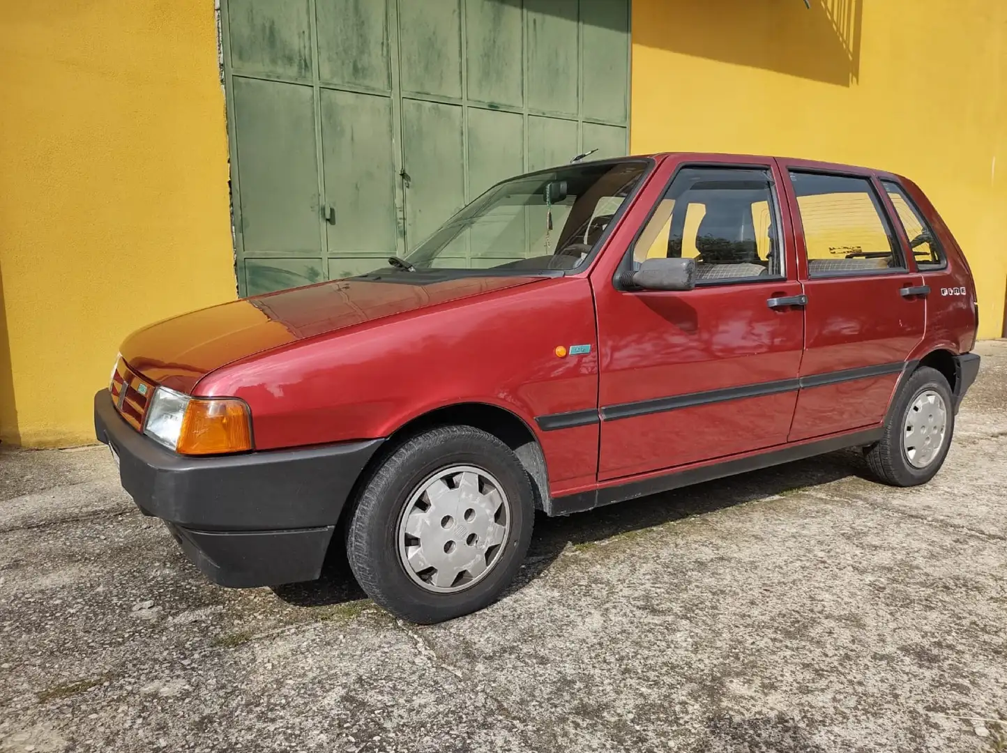 Fiat Uno 5p 1.0 Fire Czerwony - 1