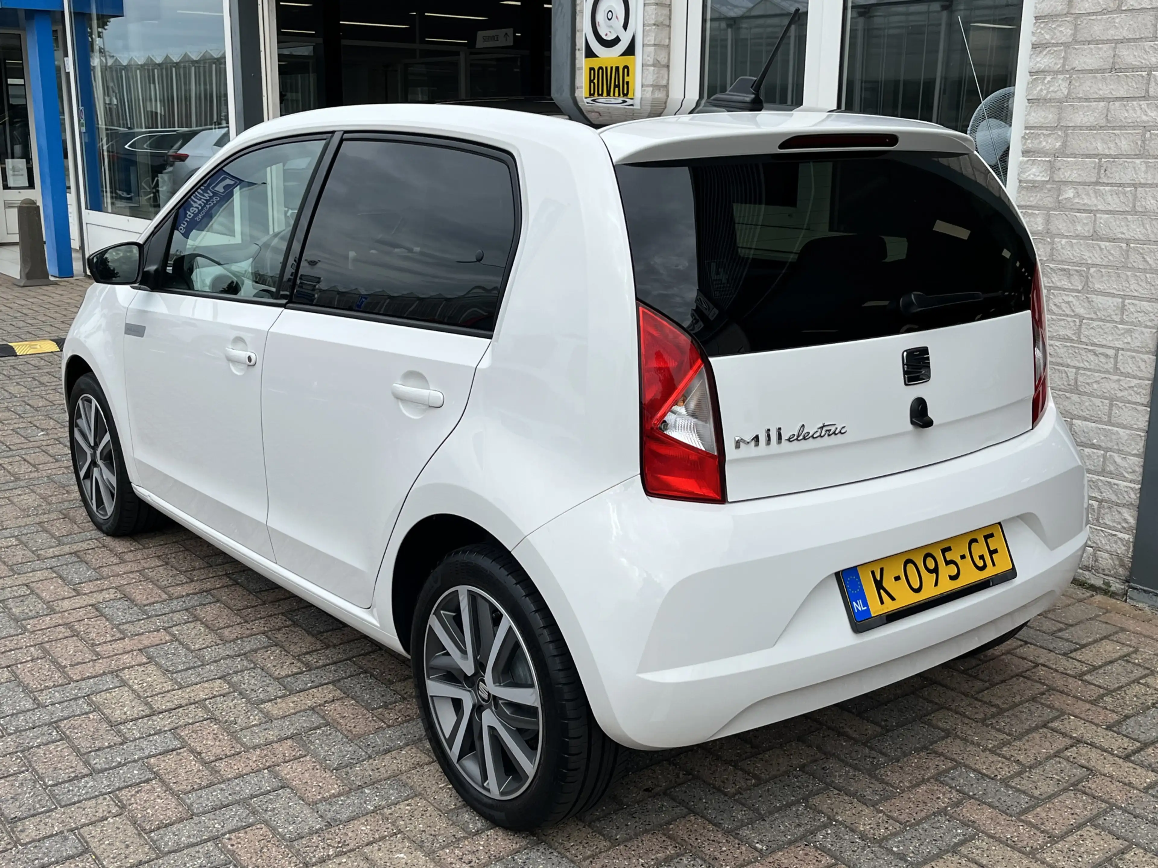SEAT Mii Electric electric Plus / SOH 94%/ AUTOMAAT/ STOELV — photo 5