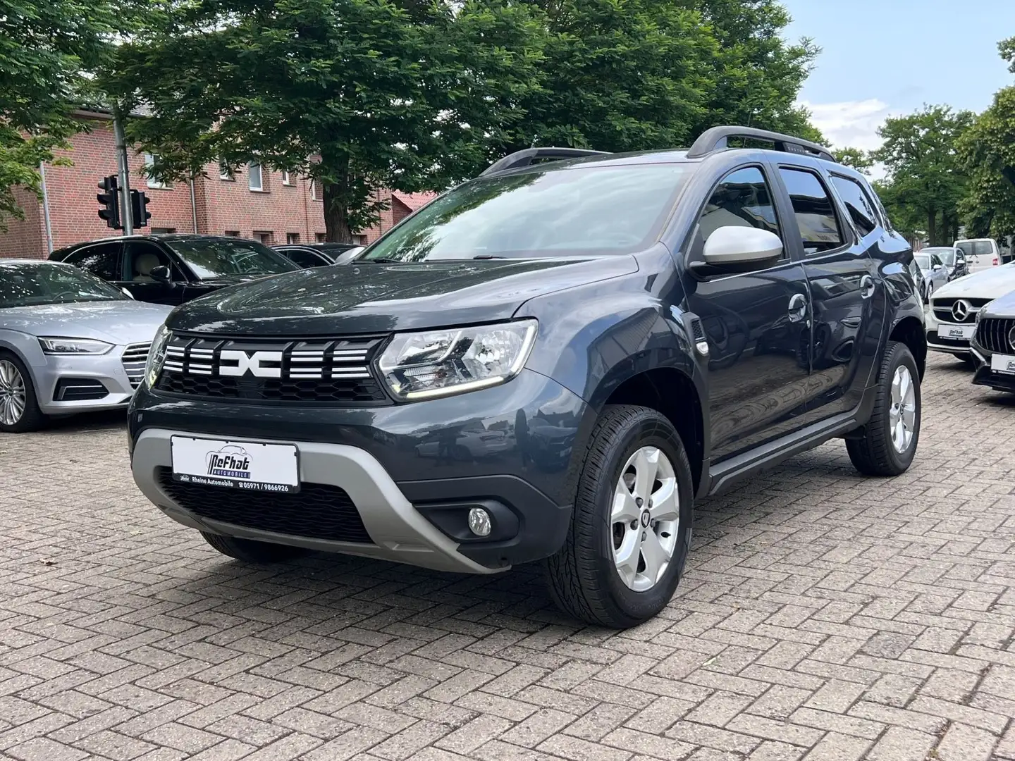 Dacia Duster II Comfort Benzin / Flüssiggas / 1.Hand Gris - 2