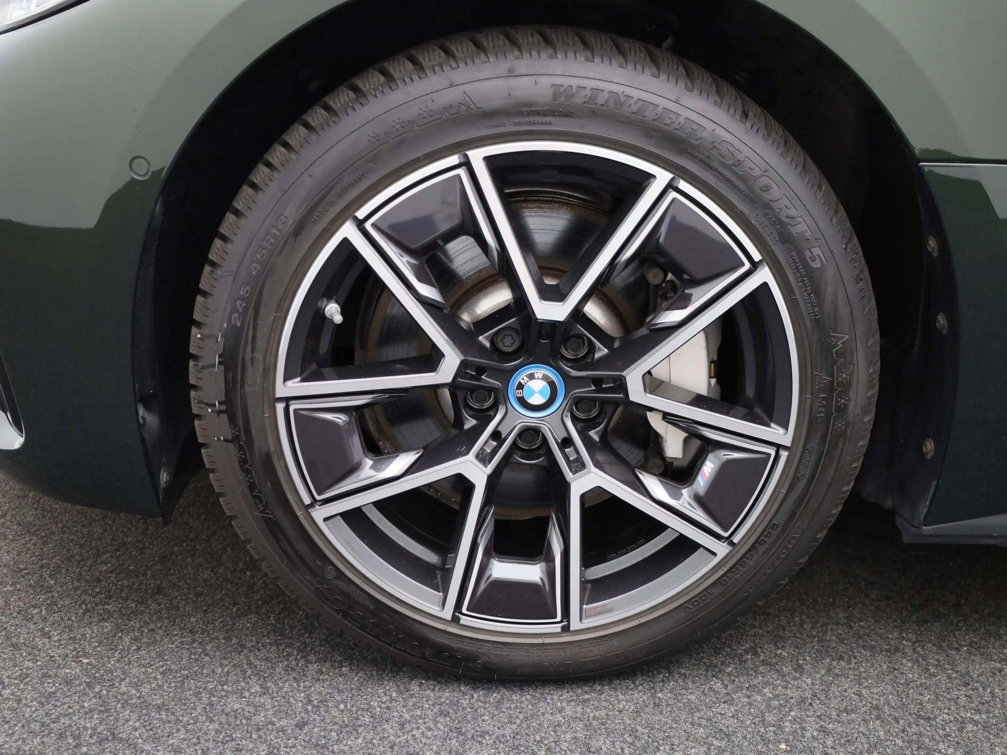 BMW i4 eDrive40 M Sport | LEDER | H&K Sound | Mem. Seats — photo 15