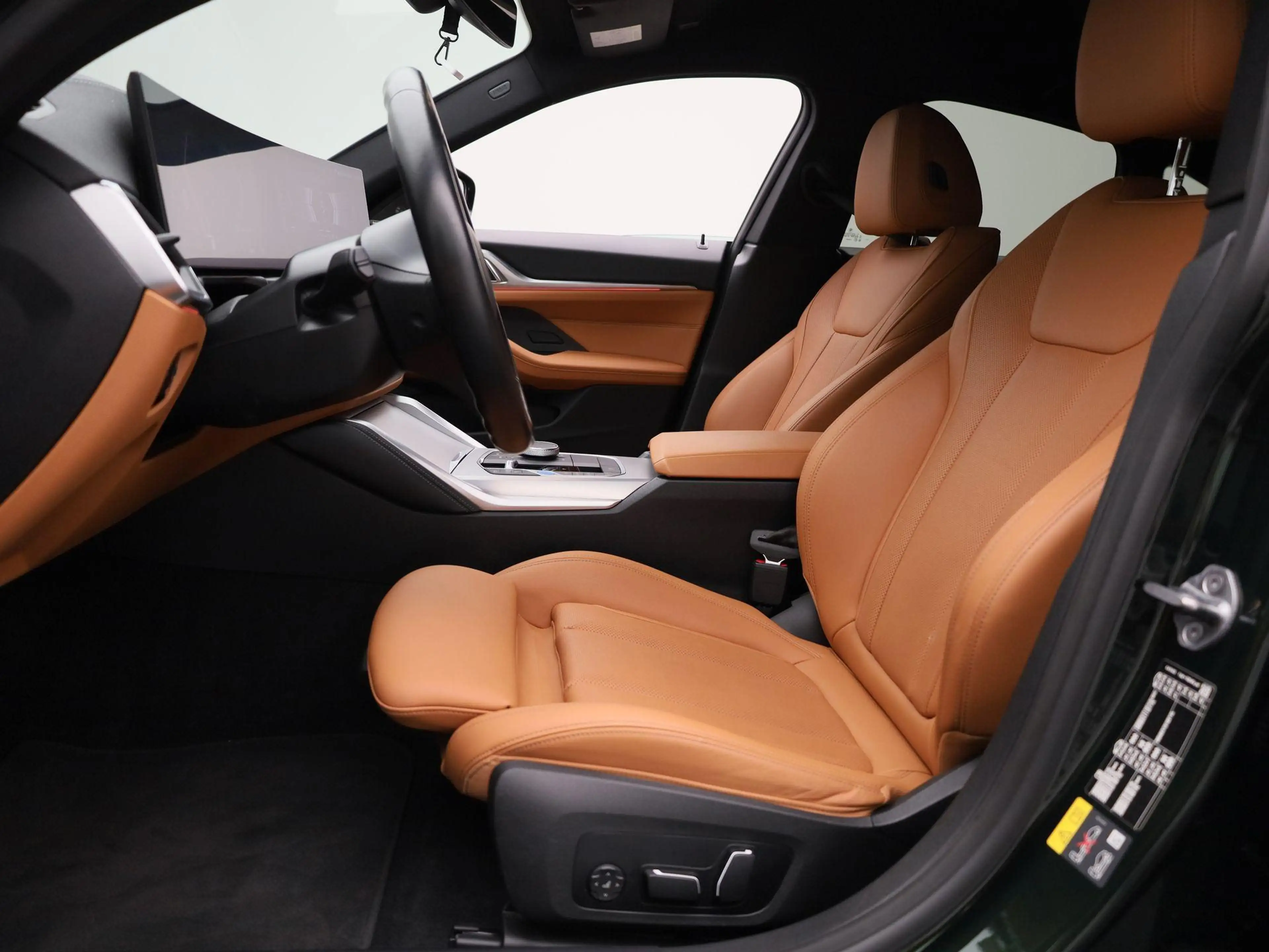 BMW i4 eDrive40 M Sport | LEDER | H&K Sound | Mem. Seats — photo 11