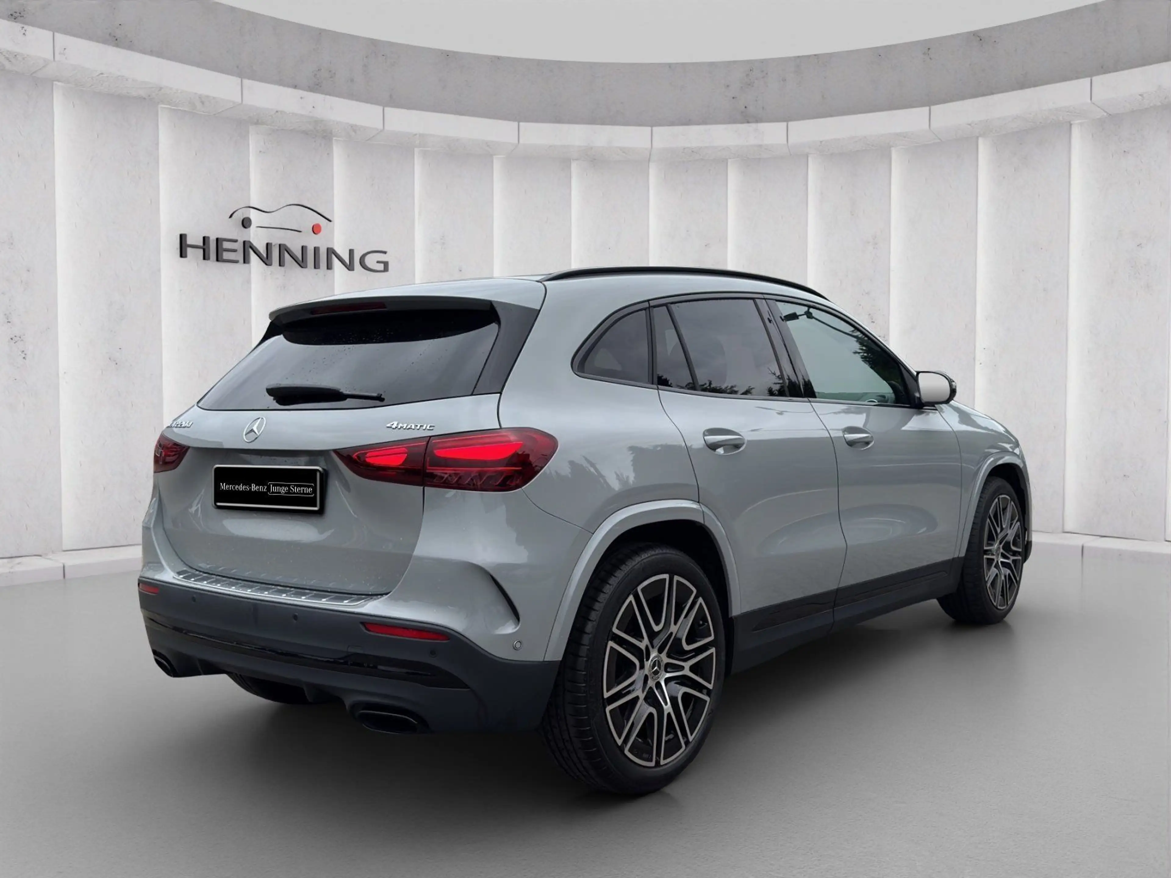 Mercedes-Benz GLA 220 d 4M AMG Night Pano 360° AHK Sthz Totw. — photo 5