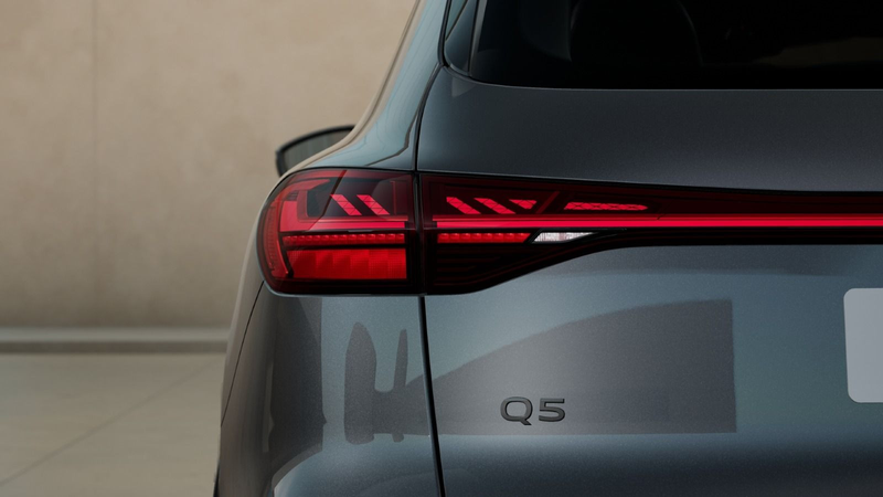 Audi Q5 SUV TDI quattro Head-up-Display Panorama AHK — photo 8