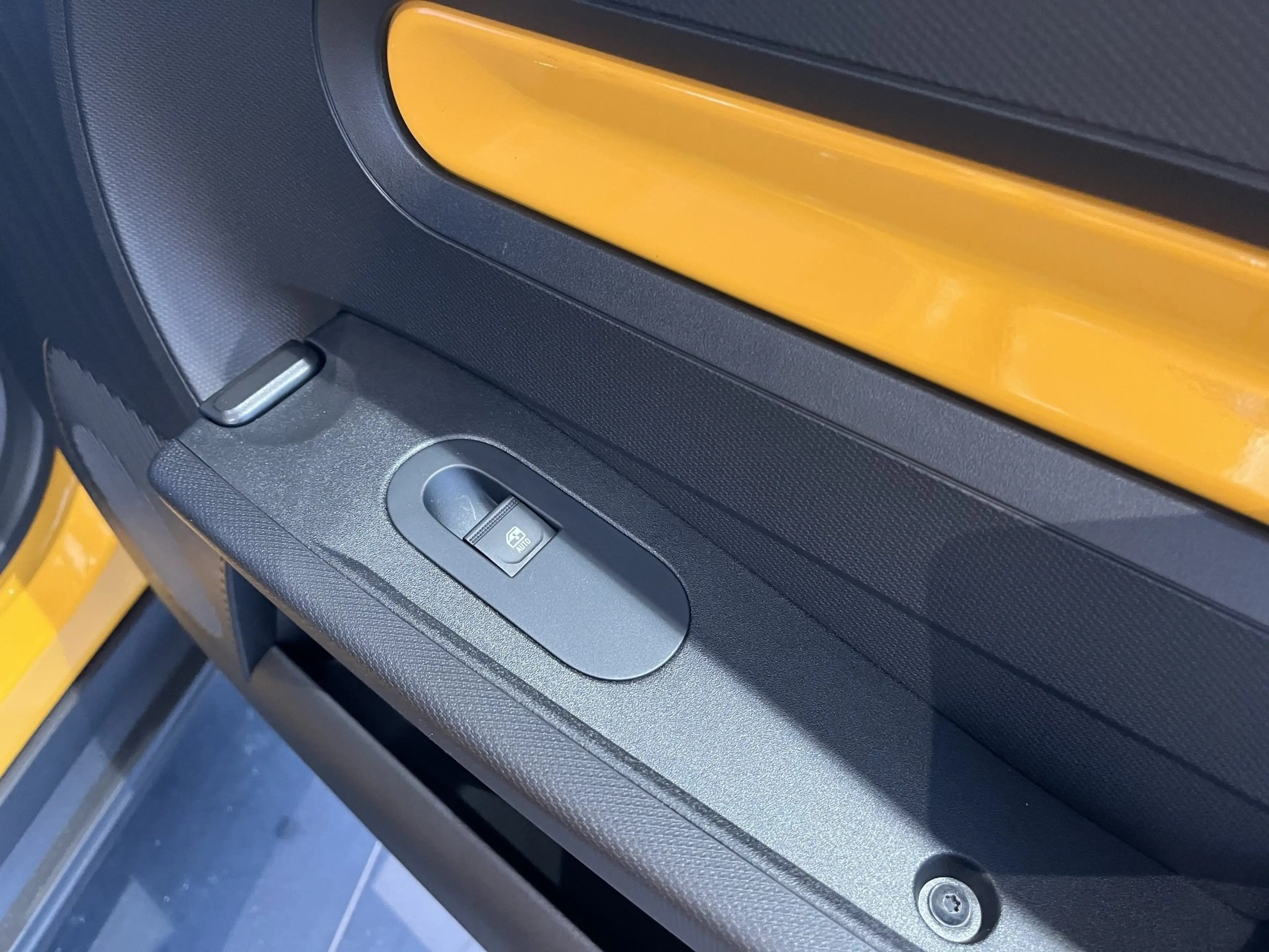 Renault Twingo E-TECH elektrisch Techno 80hp Urban Range — photo 5