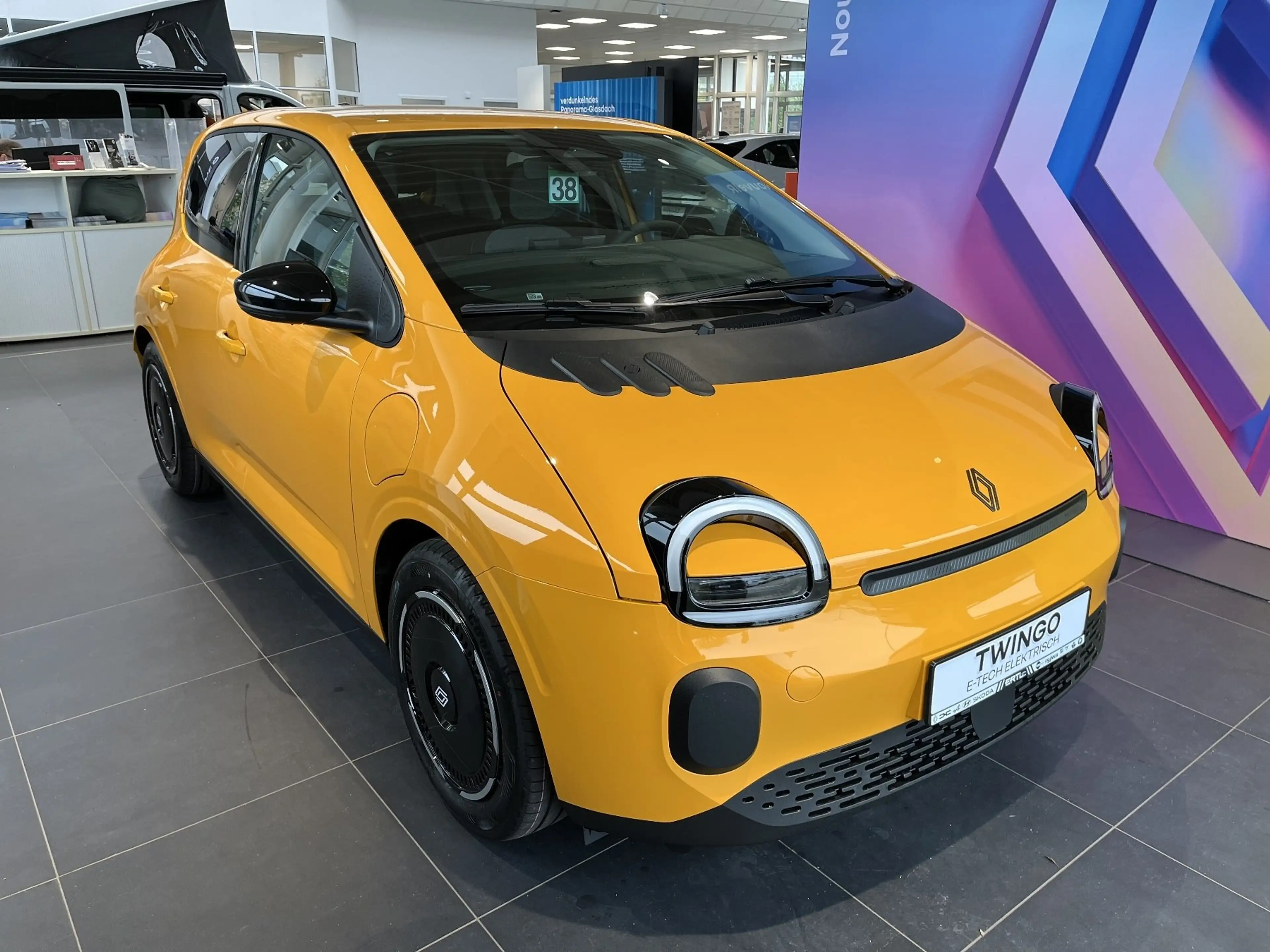 Renault Twingo E-TECH elektrisch Techno 80hp Urban Range — photo 3