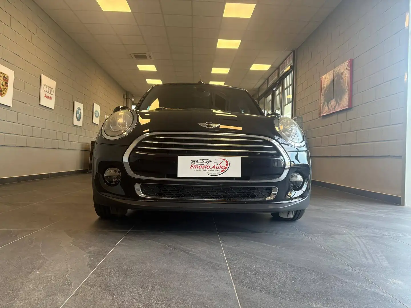 MINI Cooper D Cabrio Mini IV F57 2016 Cabrio 1.5 Boost Schwarz - 1