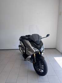 FORZA 750 DCT