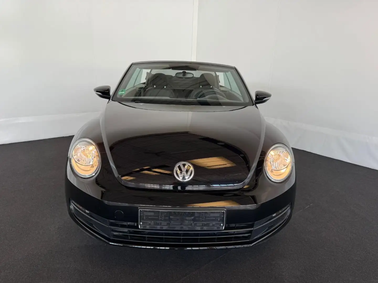 Volkswagen Maggiolino Cabrio 1.2 TSI Design BlueMotion Technology Nero - 2