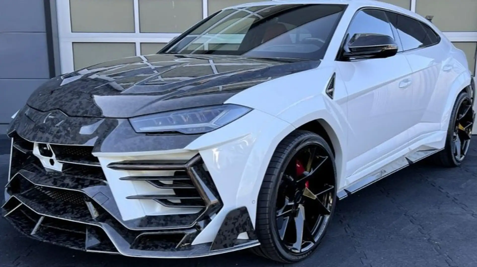Lamborghini Urus S Bílá - 2