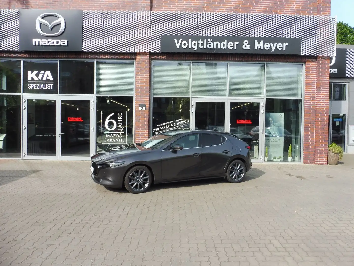 Mazda 3 Exclusive Autom. Leder Ganzjahresreifen 360° K Grau - 1