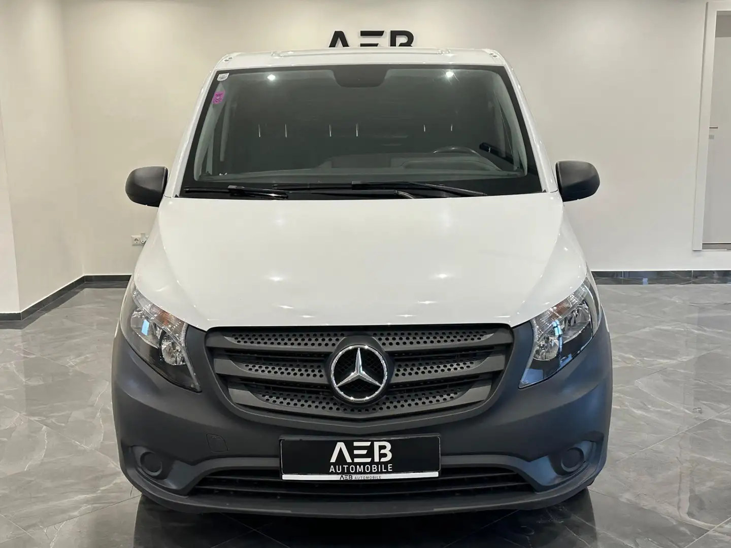 Mercedes-Benz Vito  Kasten 110 CDI Base FWD lang (EURO 6d-TEMP) Weiß - 2