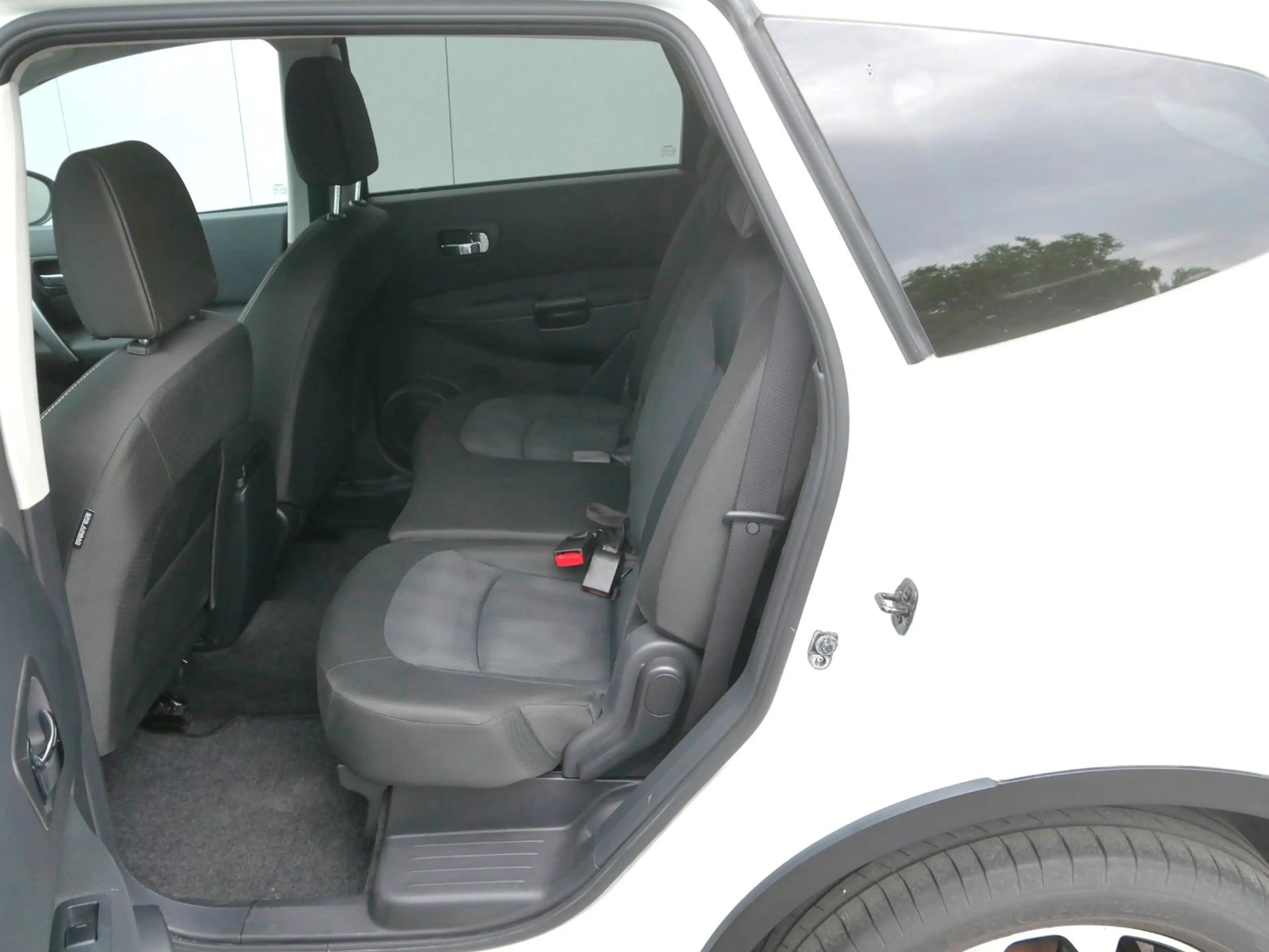 Nissan Qashqai+2 I-Way 4x4 — photo 9
