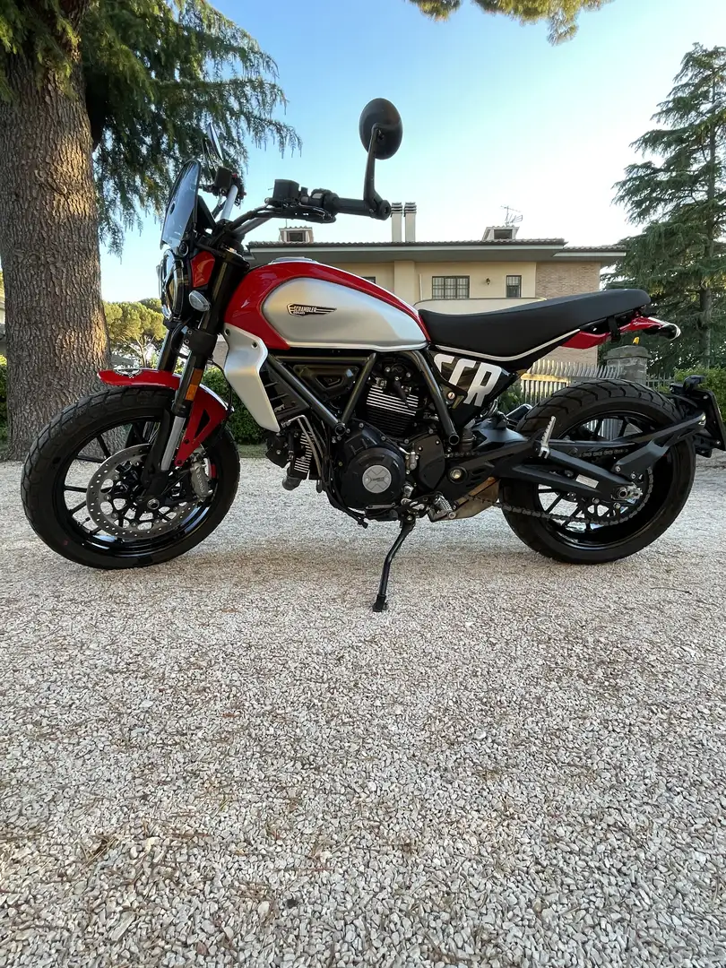 Ducati Scrambler icon red - 2