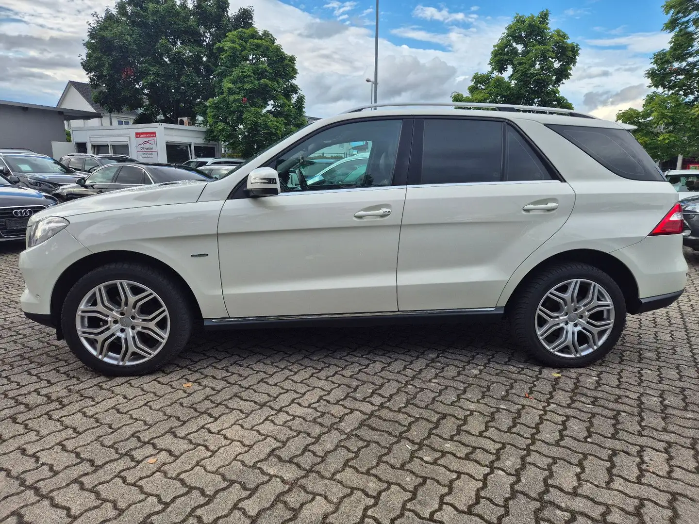 Mercedes-Benz ML 350 CDI BlueTec   *PDC/Navi/Tempomat* Weiß - 2