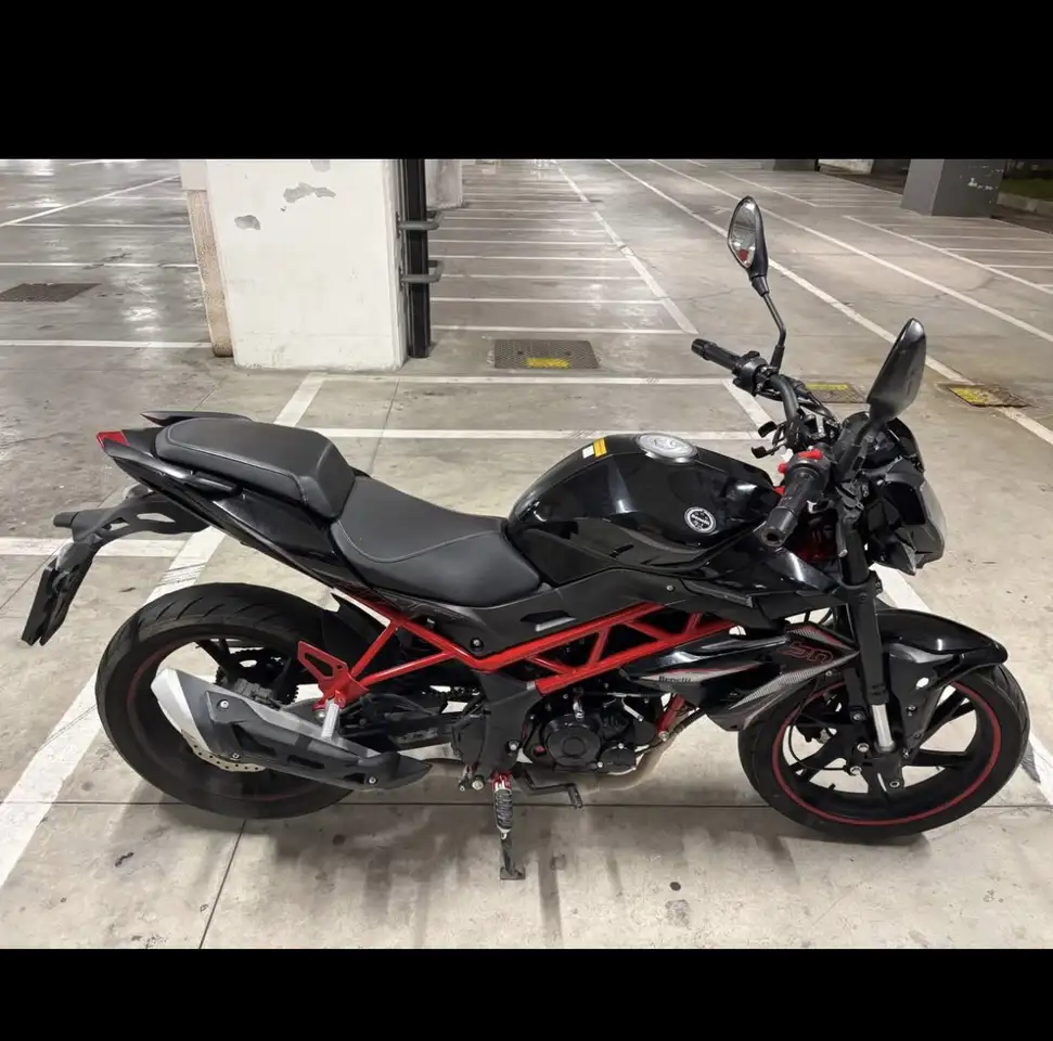 Benelli BN 125