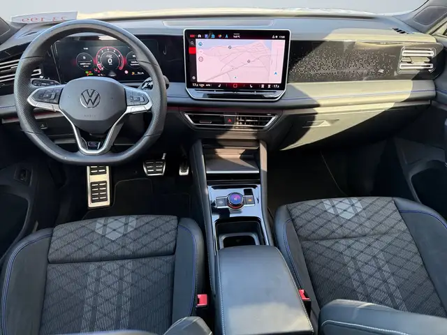Volkswagen Tiguan view 8