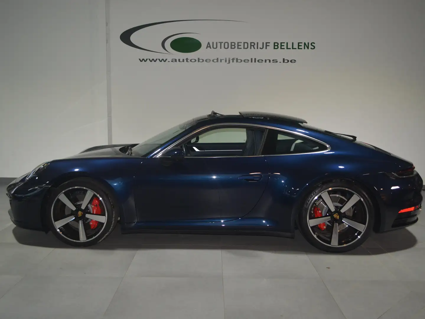 Porsche 992 911 Carrera 4S PDK/ PANO. / 360°CAM / BURMESTER Blauw - 1