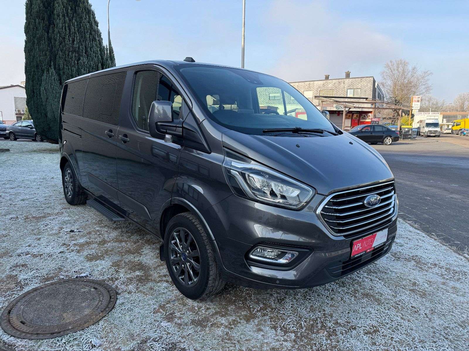 Second hand Ford Tourneo Custom 2.0