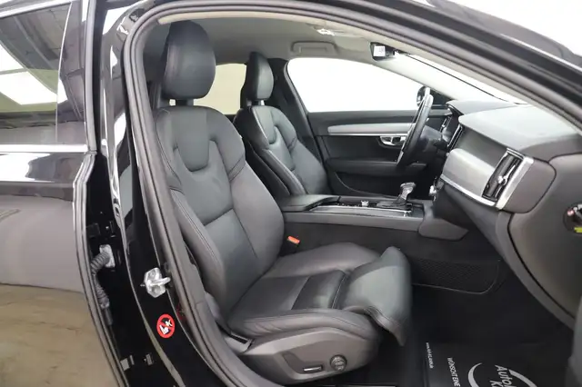 Volvo S90 view 10
