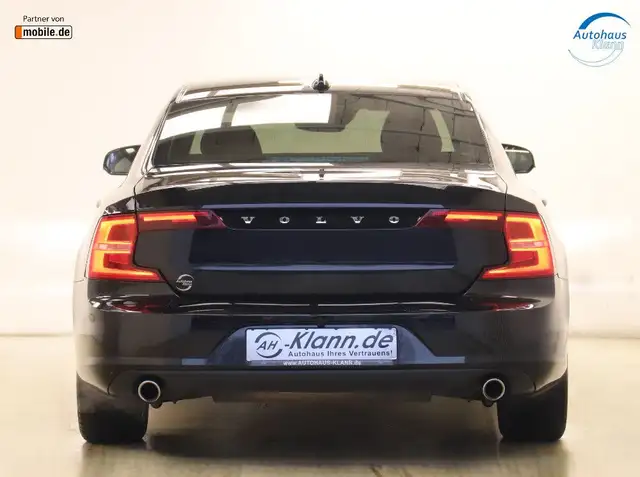 Volvo S90 view 8