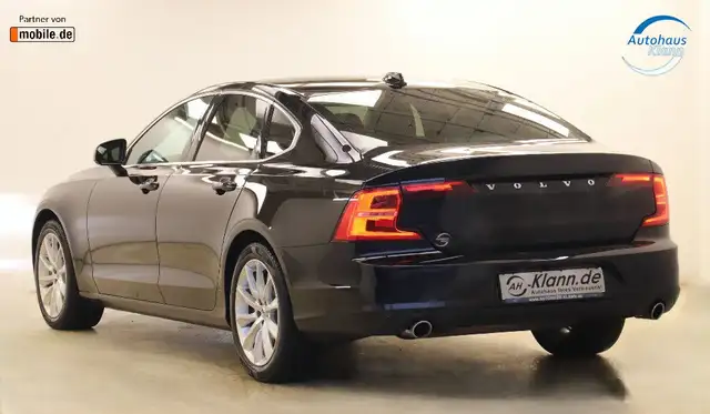 Volvo S90 view 6