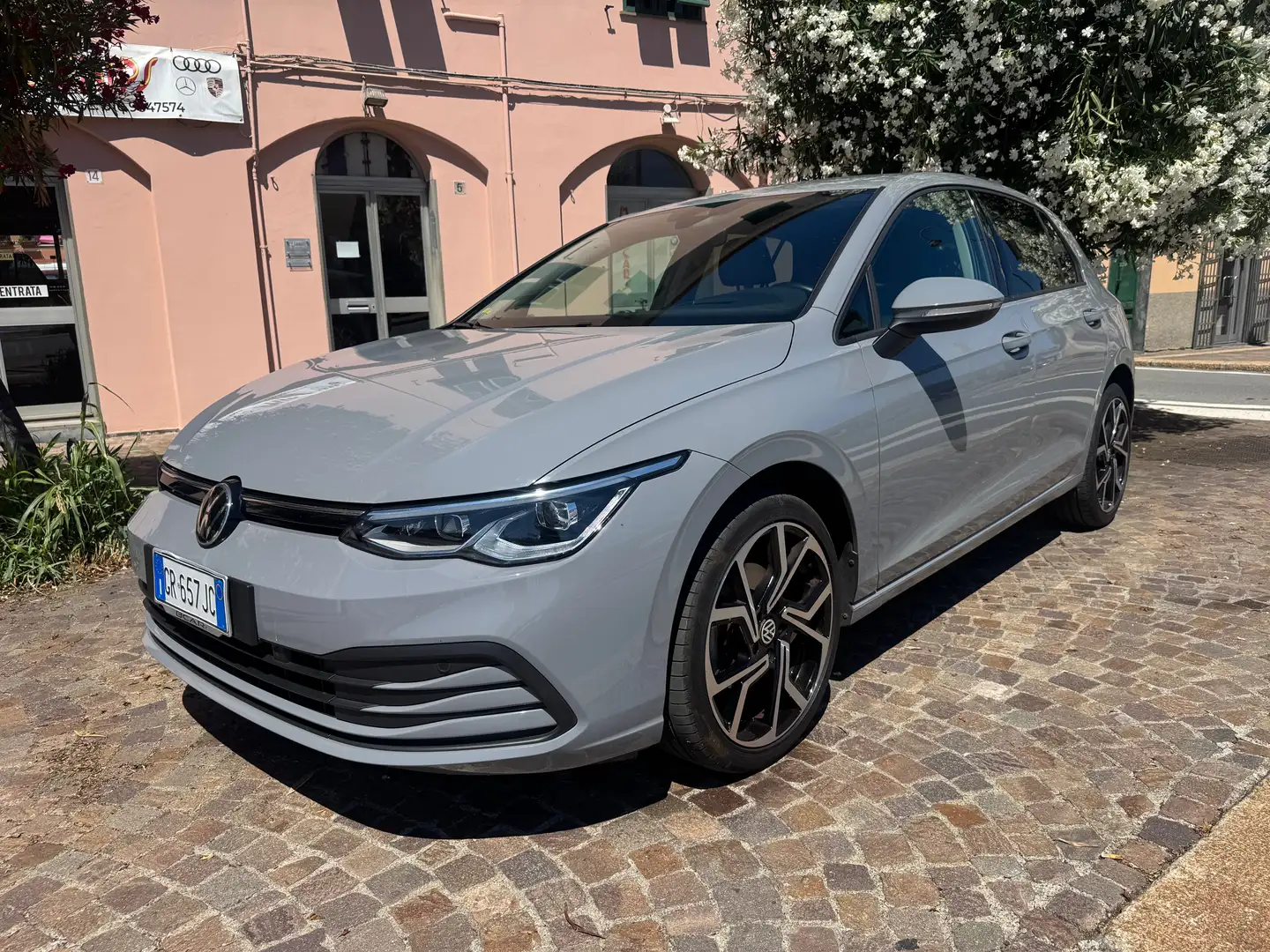 Volkswagen Golf Golf VIII 2020 1.5 tsi evo Style 130cv Szary - 1