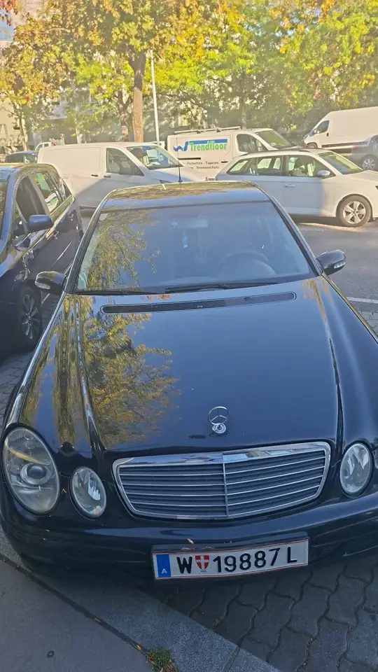 Mercedes-Benz E 200