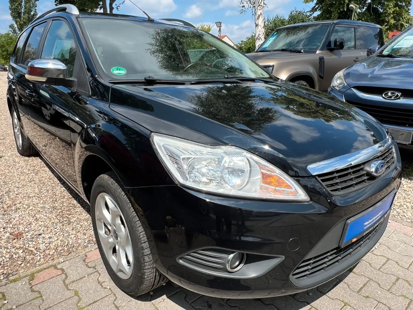 Ford Focus Turnier Viva*Klima*Navi*FHZ*PDC*TÜV 03/27 Noir - 2