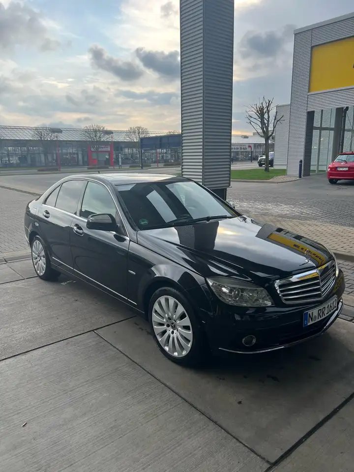 Mercedes-Benz C 320